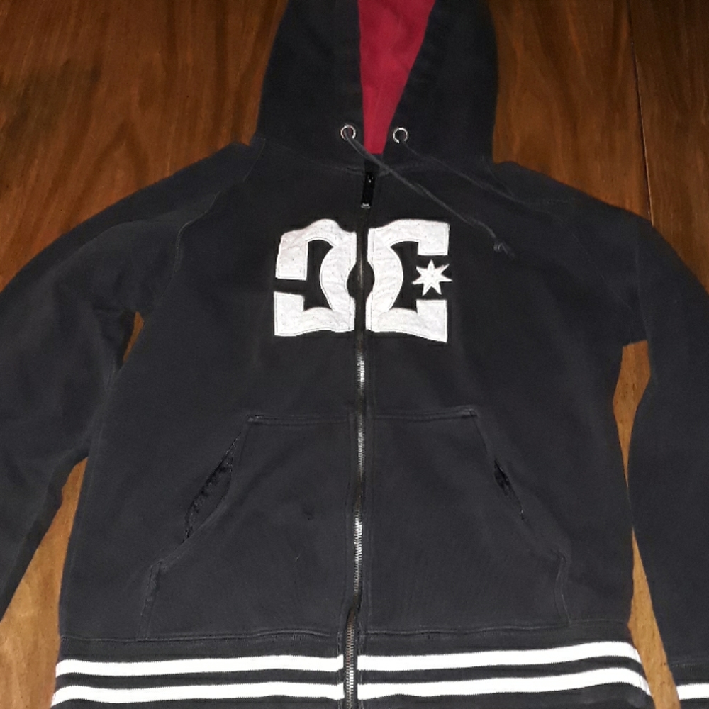FINAL PRICE before donation DC shoes zip-up hoodie